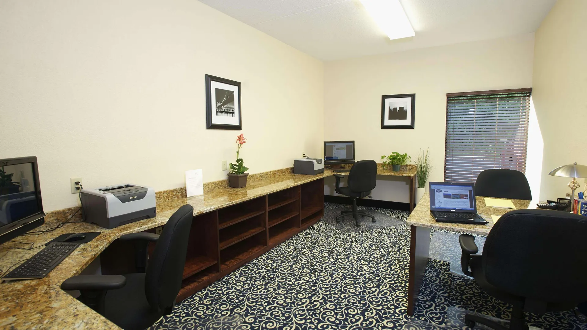 Отель Hampton Inn Pittsburgh Greentree