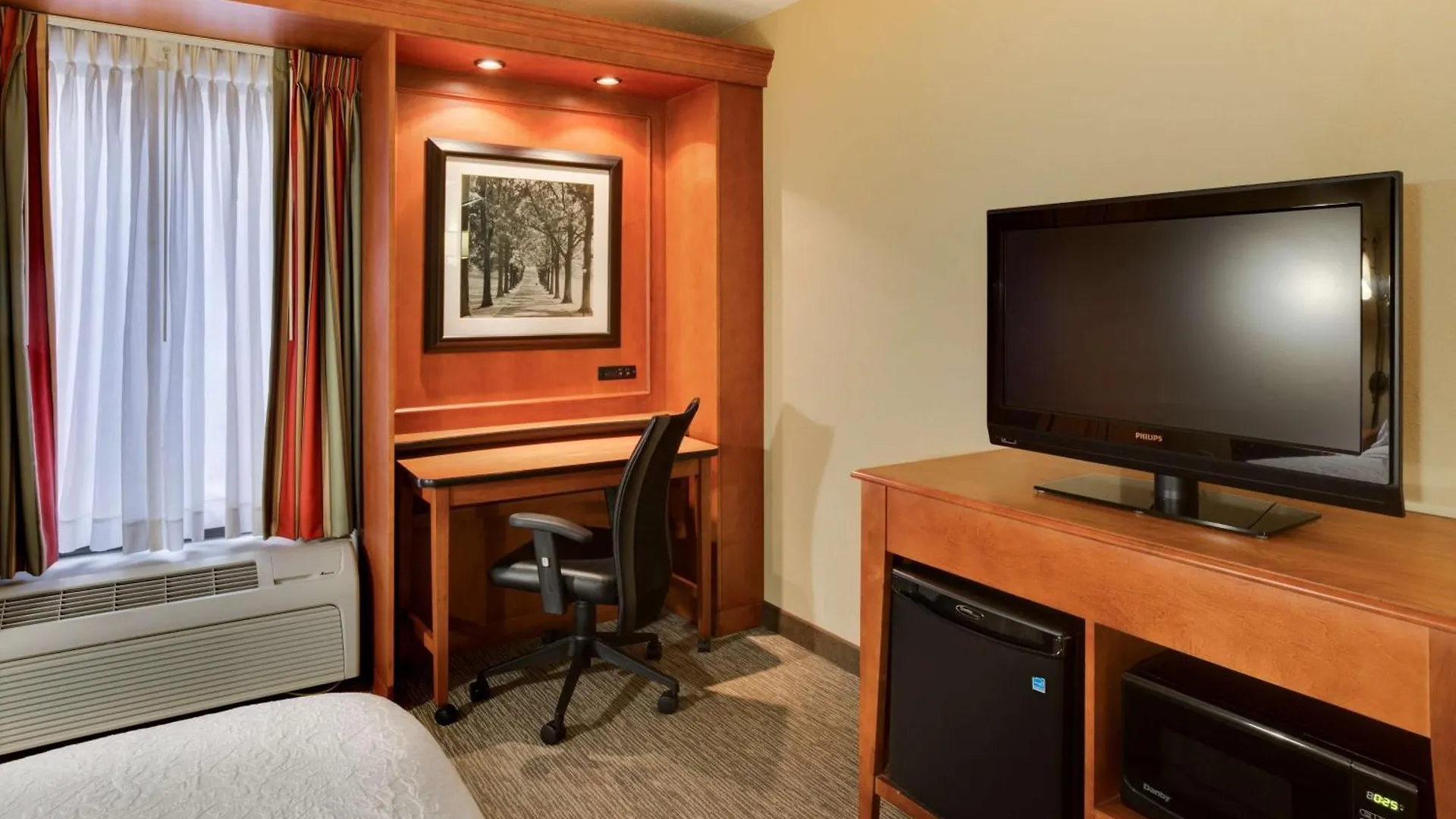 Hampton Inn Pittsburgh Greentree 3*,  США