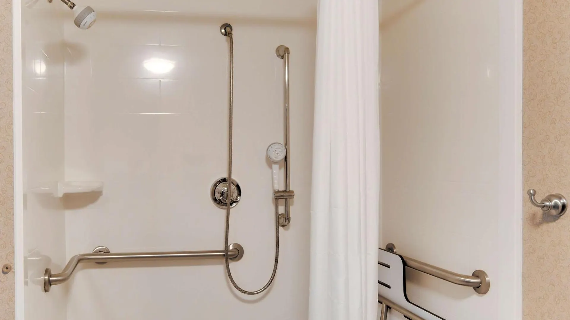 Hampton Inn Pittsburgh Greentree Отель